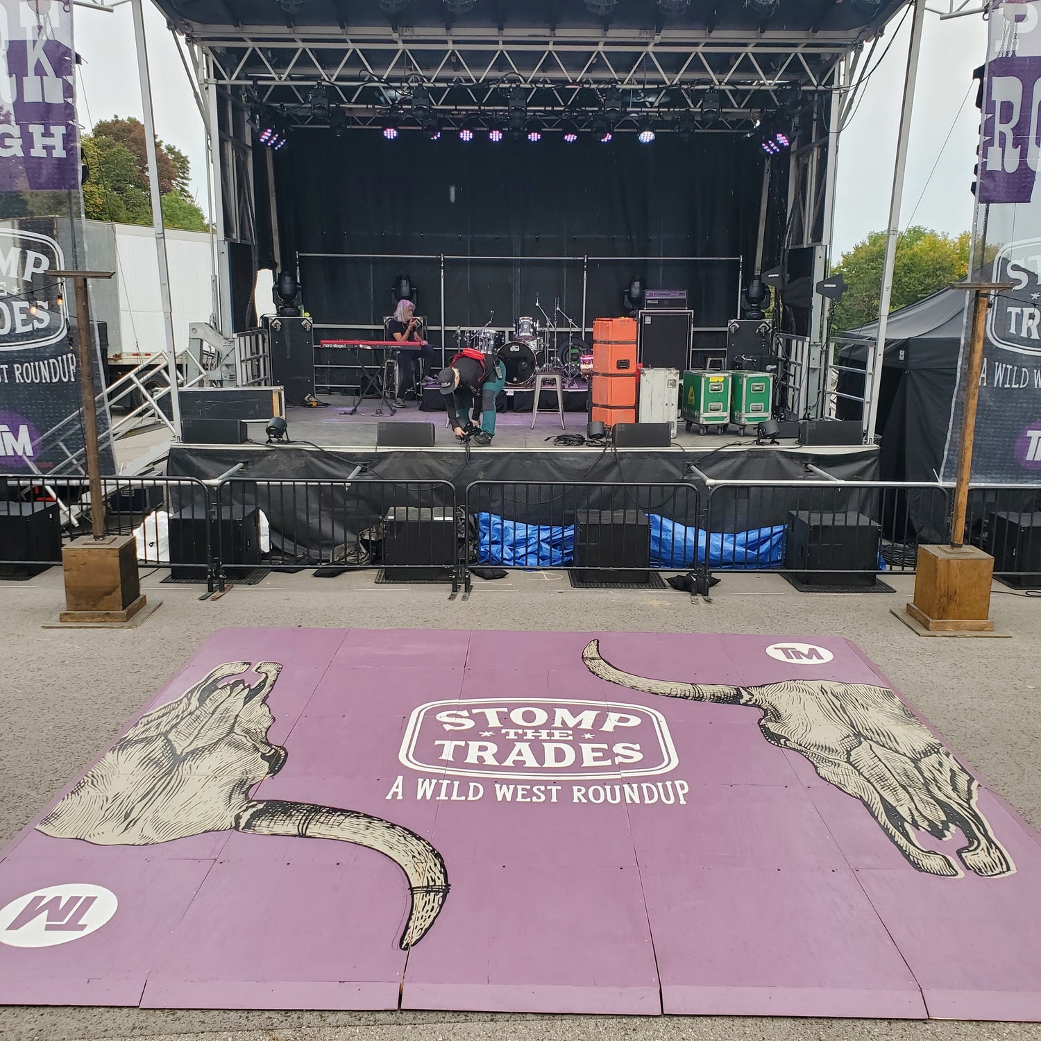 Events, Sustainable Events, CNC, Eco-Friendly painting for branding and events, wooden dance floor